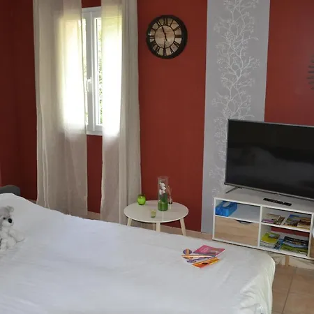 Апартаменты Le N4 Des Hauts De Sarlat, Clim Piscine Parking *