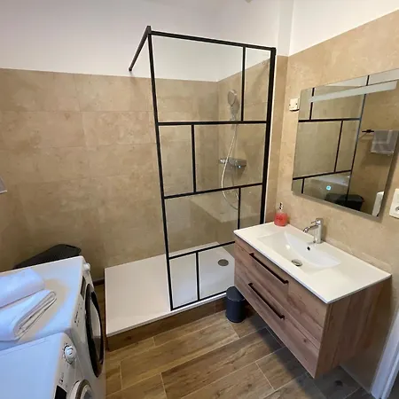 Le N4 Des Hauts De Sarlat, Clim Piscine Parking Apartment *