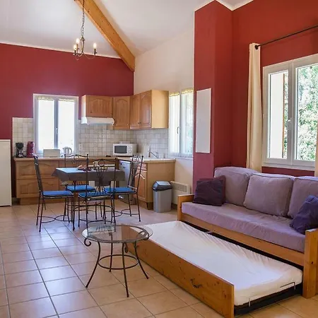 Apartment Le N4 Des Hauts De Sarlat, Clim Piscine Parking *